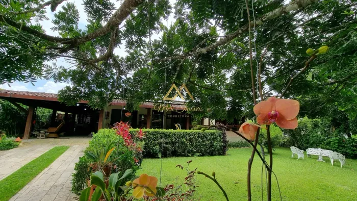Casa de Luxo em Condomínio na Aldeia dos Camarás - 5 quartos, 5 suítes, 3 salas, 6 banheir