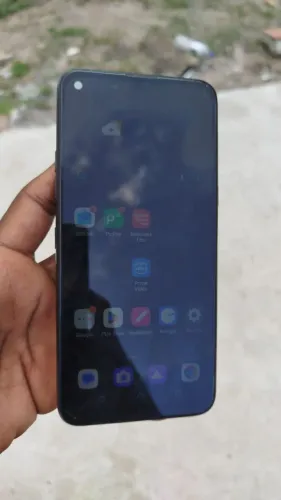 Vendo celular top LG k61 128 gigas 