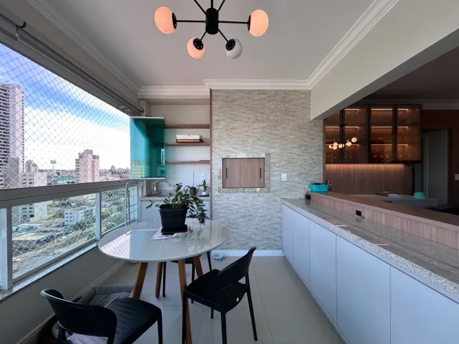 Ótimo apartamento 3 suítes próximo a Arena Condá!