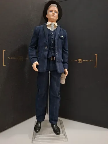 Boneco  Ken Collector Silkstone Mad Men Roger Sterling