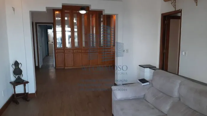 Casa 3 quartos 200m² para locação na Rua Progresso em Santa Teresa RJ