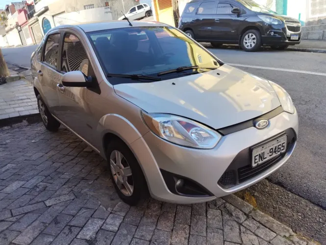 Ford Fiesta Sed. 1.6 8V Flex 4P 2011