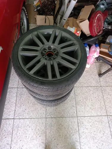 Rodas aro 17 com pneus