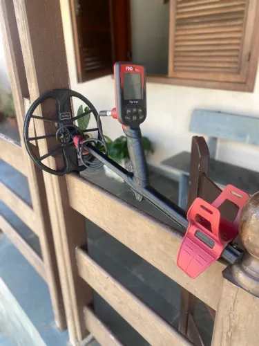 Detector de metal profissional com esperiencia única de caçada aprova d?água