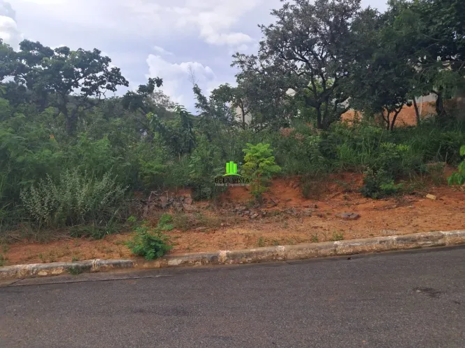 Lote em Cond. Mariposas