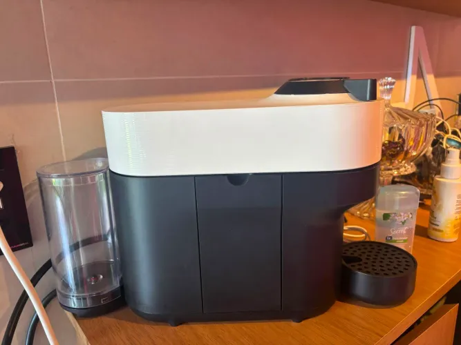 Cafeteira Nespresso Vertuo Branca