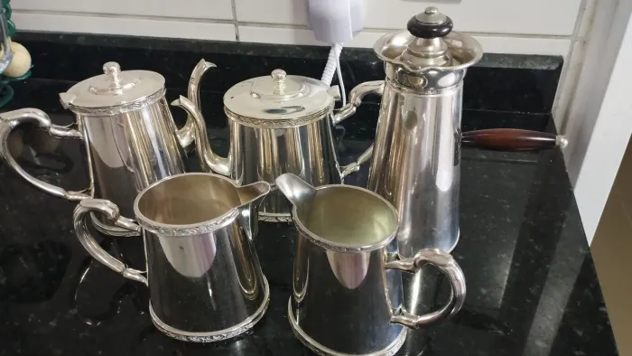 Conjunto de Chá e Café em Prata