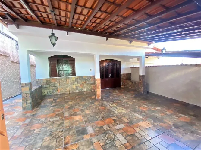 Casa para aluguel - Barreiro, 3 quartos - Belo Horizonte