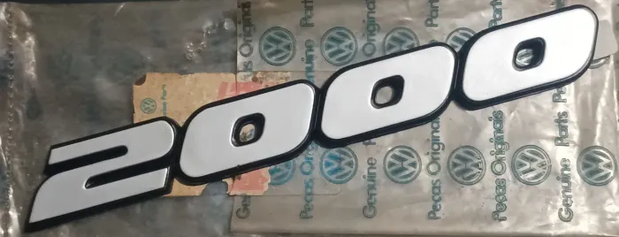 Emblema 2000 tampa Gol GTI 1991 a 1994 original VW sem uso