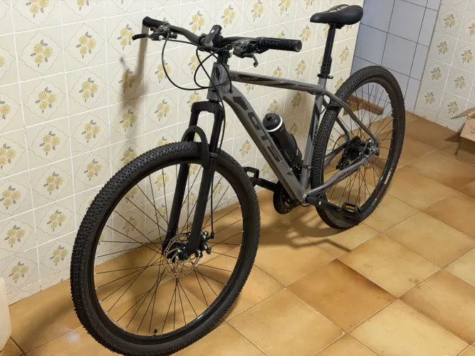 Bicicleta Mountain Bike Gts Aro 29 Quadro 19 Shimano Disco Alumínio cinza