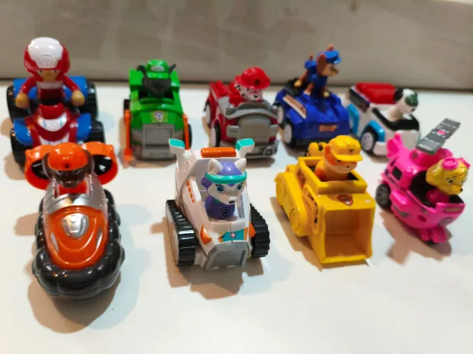 9 Carros e personagens PATRULHA CANINA 