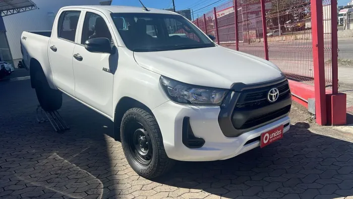 Toyota Hilux CD Conquest 4X4 2.8 Die.aut 2024