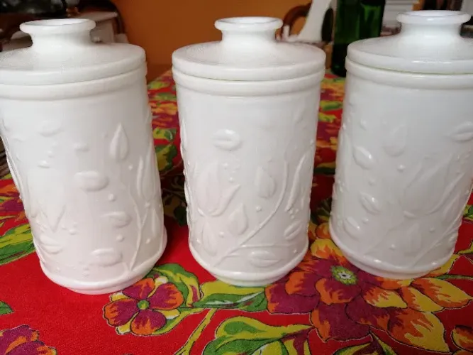 Conjunto de três potes de opalina, "VERRE OPALE", da FRANÇA