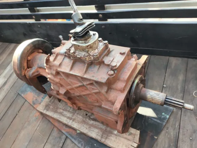 Caixa de Câmbio ZF S5 420