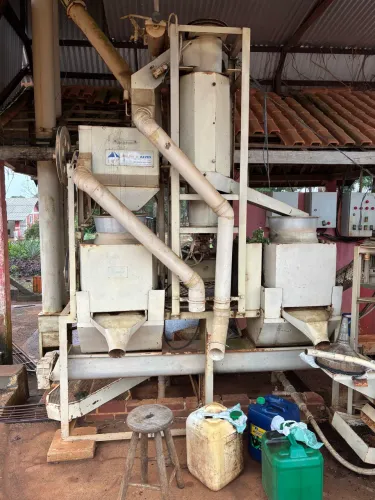 Separador, desmucilador e despolpador de café