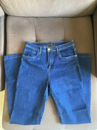 Calça jeans flare TAM 42