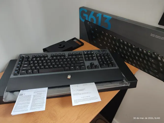 Teclado Logitech G613