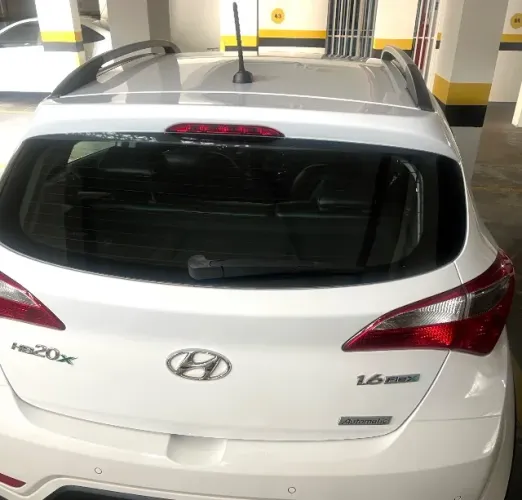 Hyundai HB20X Premium 1.6 Flex 16V Aut. 2015