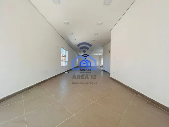Ponto comercial amplo para locação no Centro de Caraguatatuba, SP - Muito bem localizado,