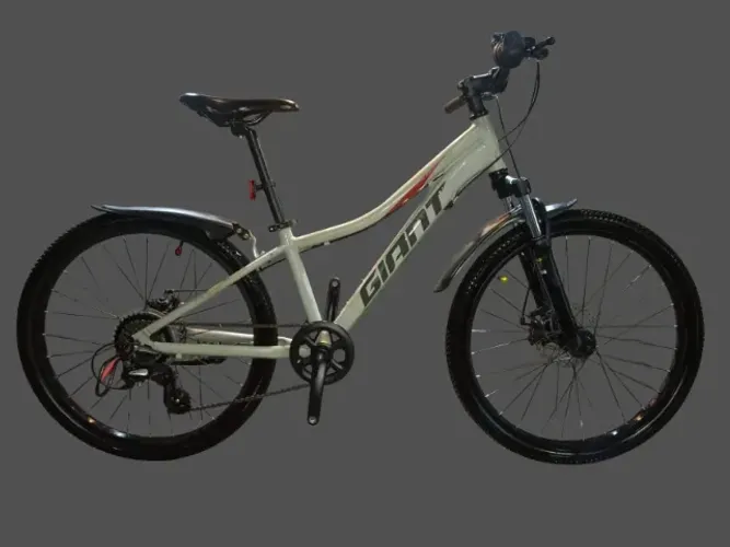 Bicicleta Giant XTC aro 24 Shimano Altus 7v freios a disco mecânicos