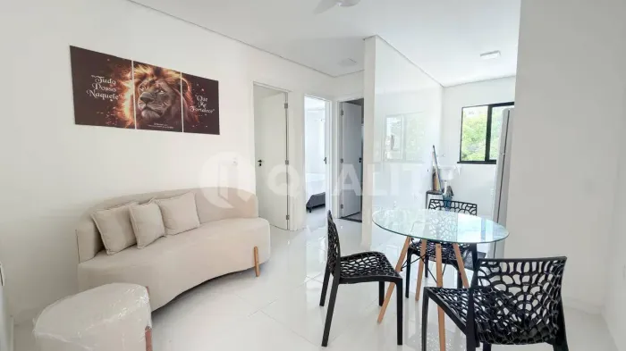 Apartamento para locação, Lagoa Redonda, Fortaleza, CE