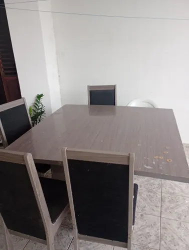 Doação de Mesa de Jantar
