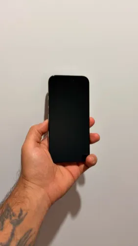 iPhone 15 Pro 256GB - Garantia Apple até 2027