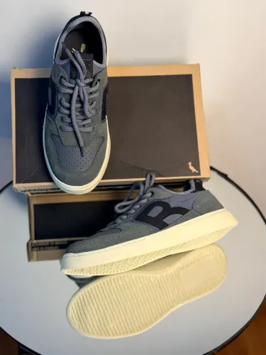 Tênis casual masculino novo na caixa - Conforto Extremo pro dia a dia - Envio rápido