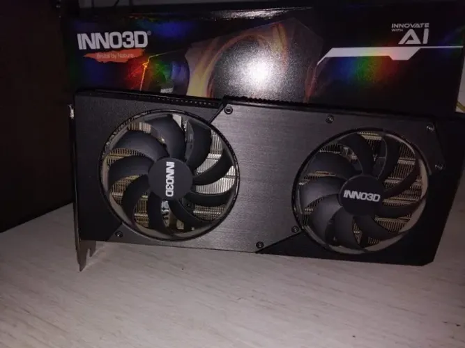 PLACA DE VÍDEO - INNO3D GEFORCE RTX 5070 (12GB / PCI-E) - TWIN X2 DUAL SLOT