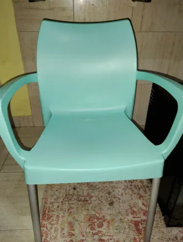 CADEIRA VERDE CLARO