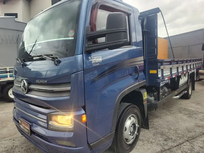 VW 11.180 Delivery PRIME 2020 carroceria VIA DUTRA CAMINHÕES - CAÇAPAVA SP