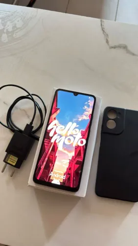 Moto G06