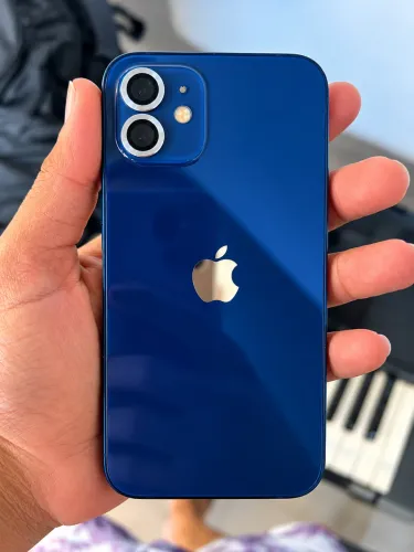 iPhone 12 Normal  sem Face ID com marcas de uso  Fora isso pega tudo Ok 
