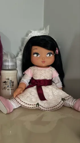 Boneca Jolie asiática rara
