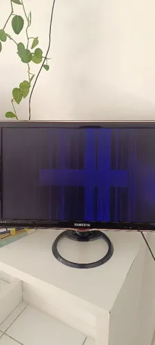 Tv para conserto ou retirada de peças
