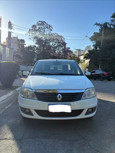 Renault Logan Expression Hi-flex 1.6 8V 4P 2013