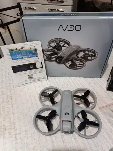 Drone Smart Neo Cinza acompanha 2 bateria 