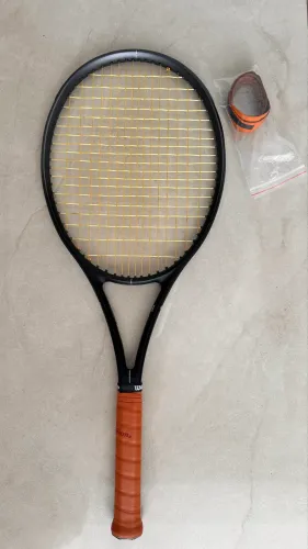 Raquete Wilson RF01 PRO (novíssima) Modelo ROGER FEDERER