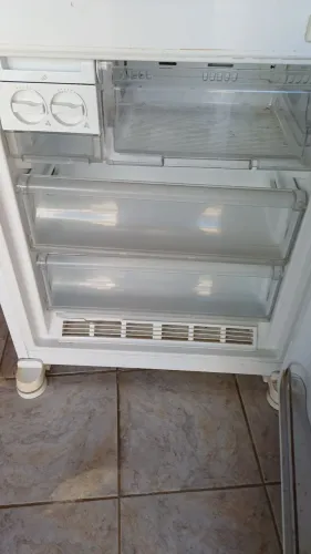 Refrigerador Inverte Duplex FROST FREE BRE49