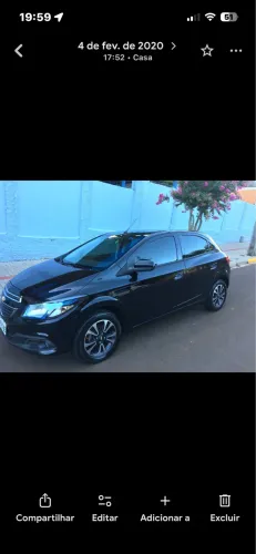 Chevrolet Onix Hatch LTZ 1.4 8V Flex Power Mec. 4P 2015