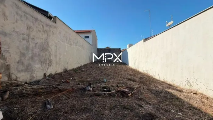 Terreno à venda no bairro Vila Industrial em Piracicaba