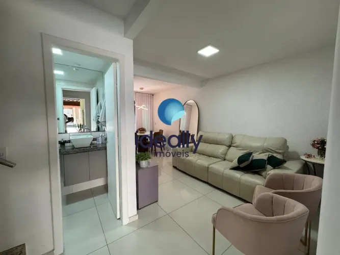 CASA EM CONDOMINIO DO BAIRRO CABRAL 4 QUARTOS (UM TRANSFORMADO EM SUÍTE COM CLOSET), 2 VAG