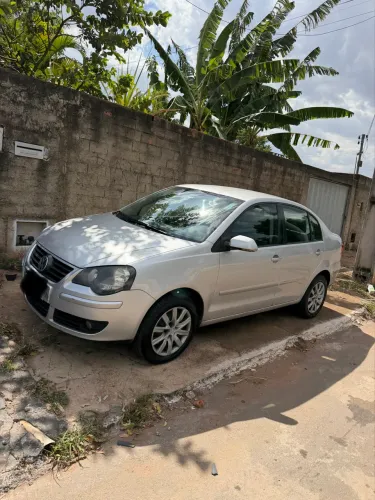 Volkswagen Polo Sedan 1.6 MI Total Flex 8V 4P 2011