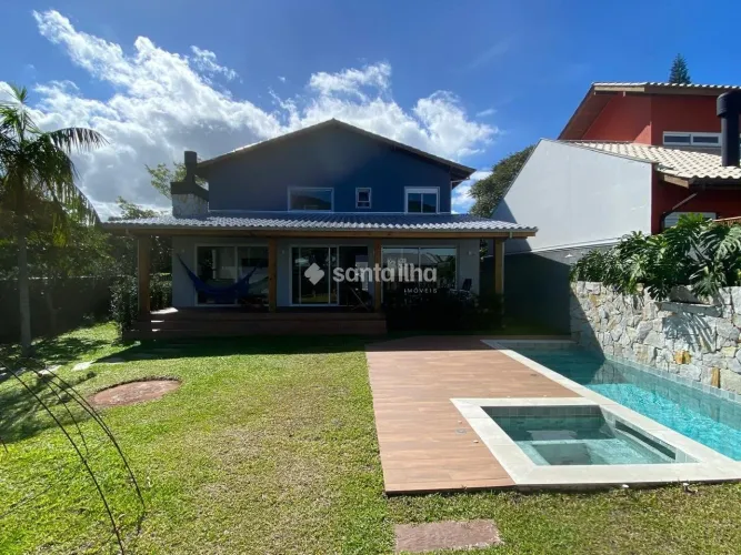 Casa com 3 suítes à venda, 236,28m² - Açores - Florianópolis/SC