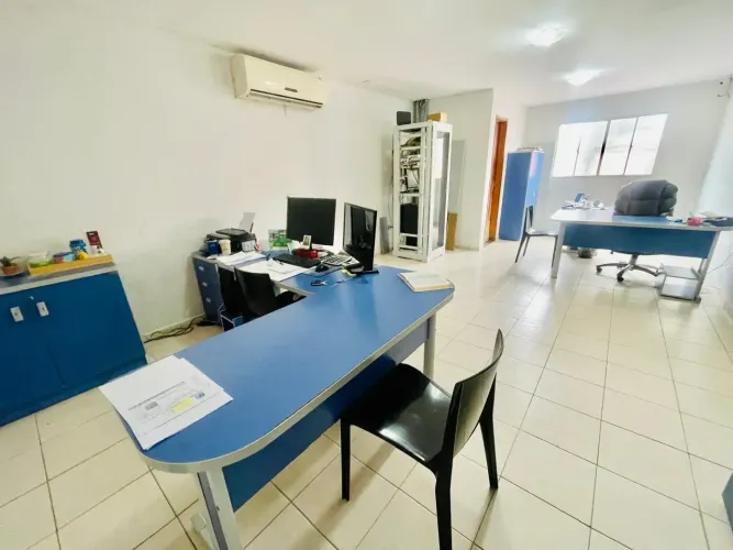 ALUGO GALPAO C/ 700m² CANDELARIA  - CAVALCANTI CORRETOR CL5787
