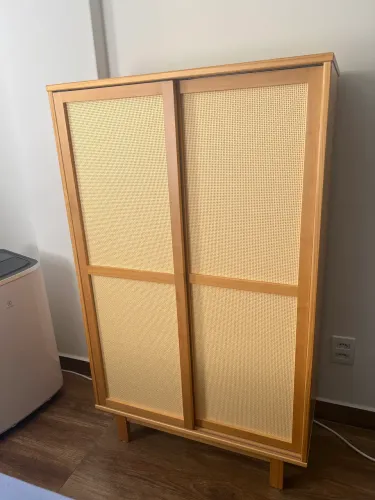 Vendo cômoda alta Tok Stok, 3 meses de uso, por 1.000,00 (na loja, 1.600)