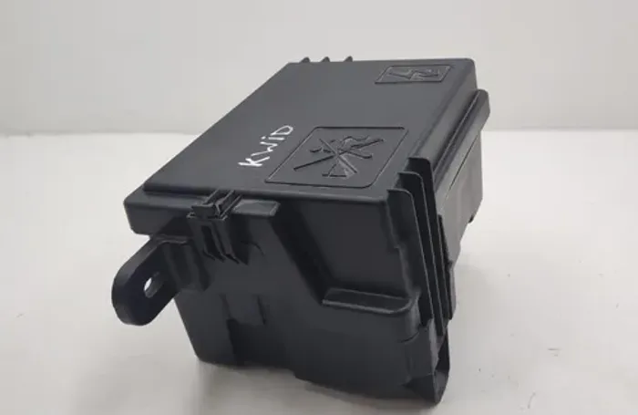 Caixa De Fusíveis Renault Kwid 2018 2021 243803891