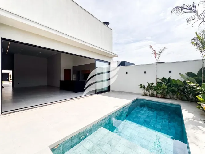 Condomínio Quinta do Ipê - Casa 03 suítes e com piscina no Condomínio Quinta do Ipê