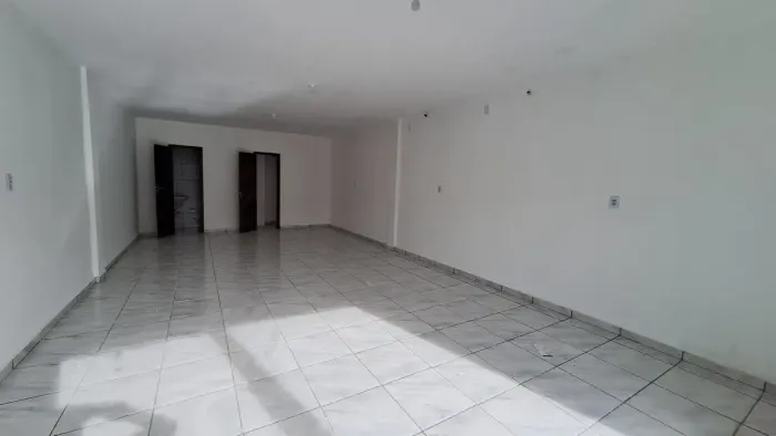 Alugo Ponto Comercial Na Av Onze Maiobão