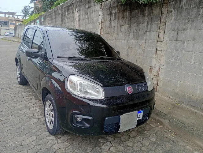 Fiat Uno Attractive 1.0 EVO Fire Flex 8V 5P 2015